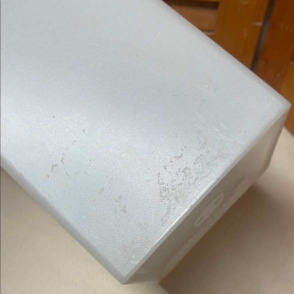 Vintage Tupperware Food Storage Container - Picture 8 of 15